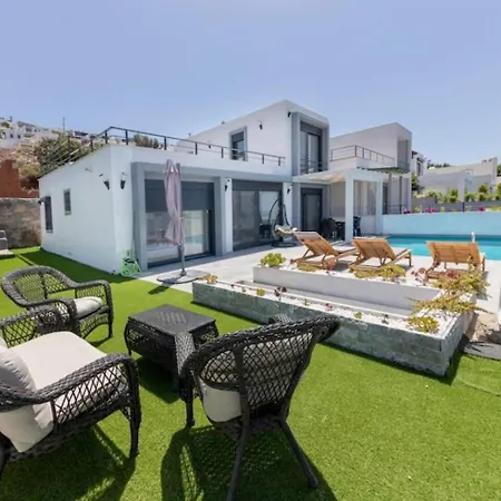3br-villa With Private Pool, Bbq, Sea View-bodrum Yalikavak *